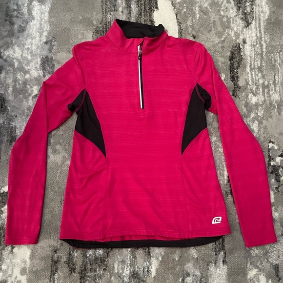 Roadrunner Women’s pink pull over half zip lightweight sweatshirt size small - Picture 1 of 8